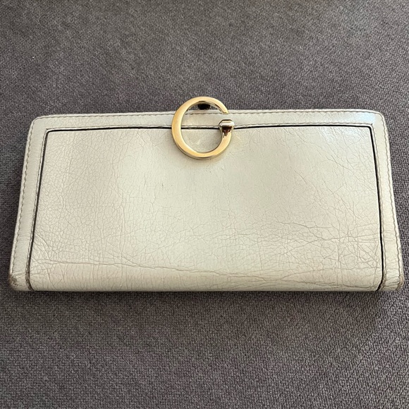 Gucci White Leather Bi-fold Wallet - Picture 1 of 10